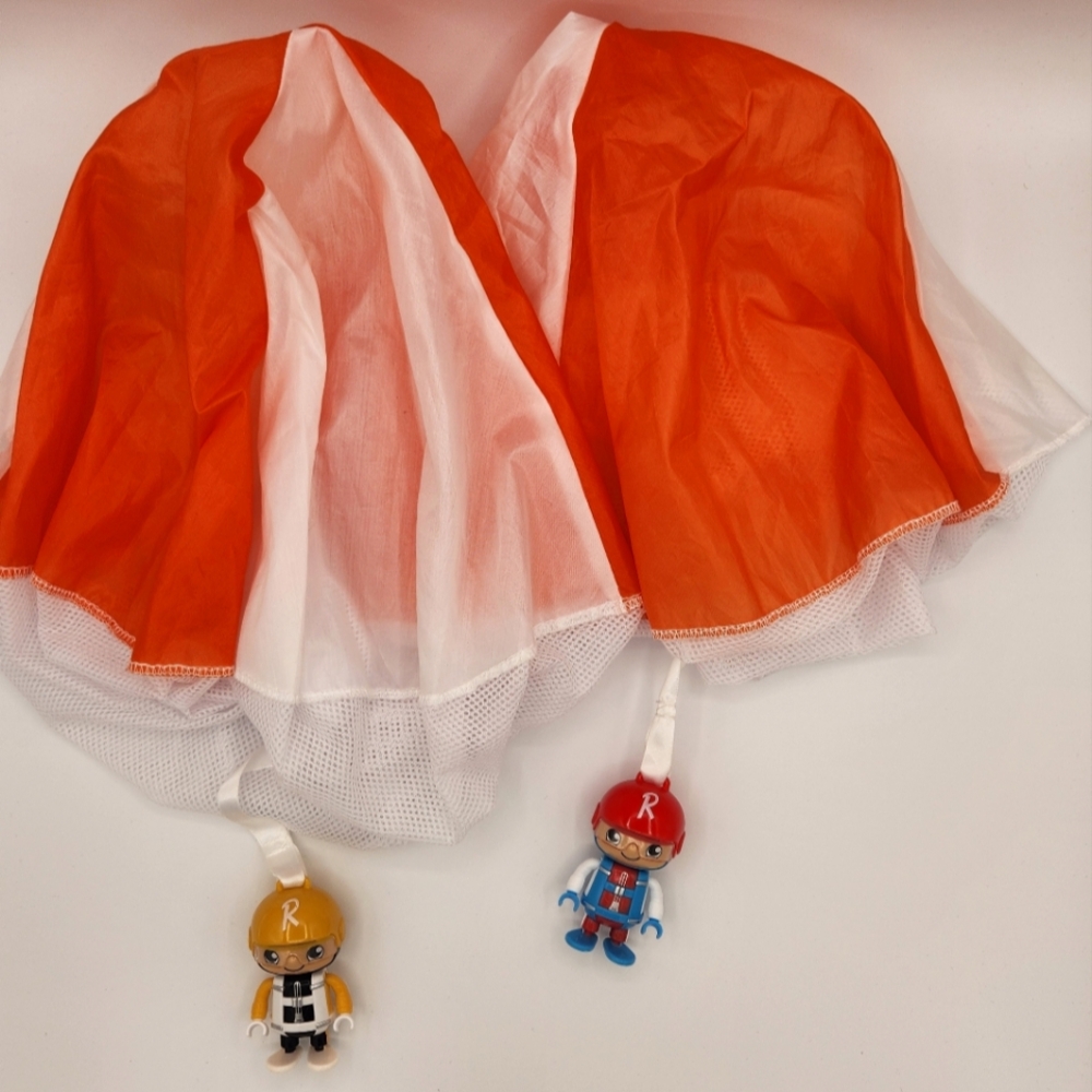 Ryan's World- 2 Parachute Ryan Toys